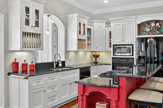 965 Plantation Blvd, Gallatin, TN 37066