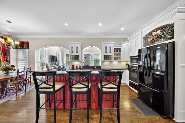 965 Plantation Blvd, Gallatin, TN 37066