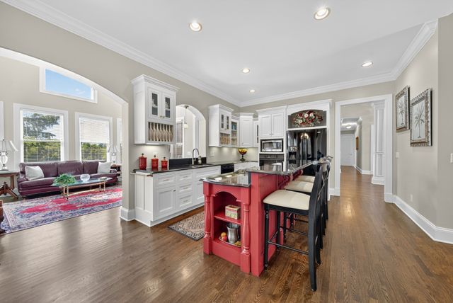 965 Plantation Blvd, Gallatin, TN 37066