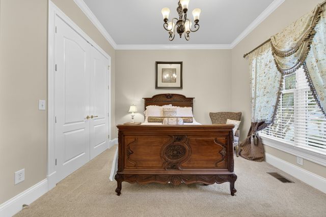 965 Plantation Blvd, Gallatin, TN 37066