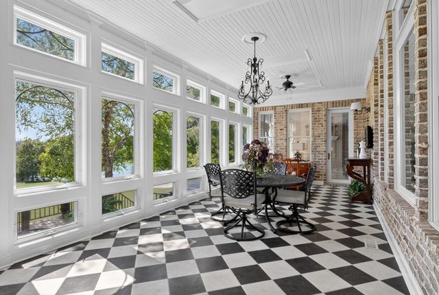 965 Plantation Blvd, Gallatin, TN 37066