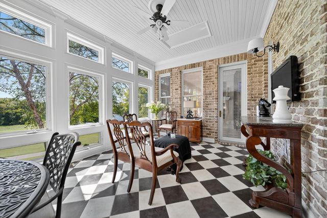 965 Plantation Blvd, Gallatin, TN 37066