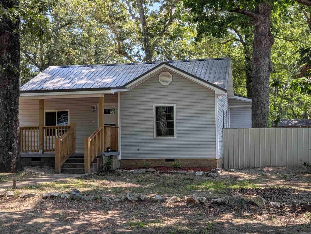 1105 Lincoln Street, Malvern, AR 72104