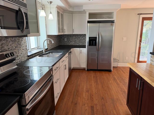 322 Wells Avenue, Oakhurst, NJ 07755