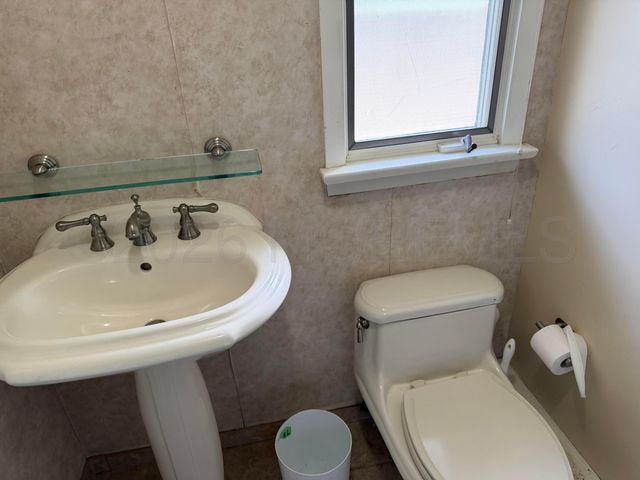 322 Wells Avenue, Oakhurst, NJ 07755
