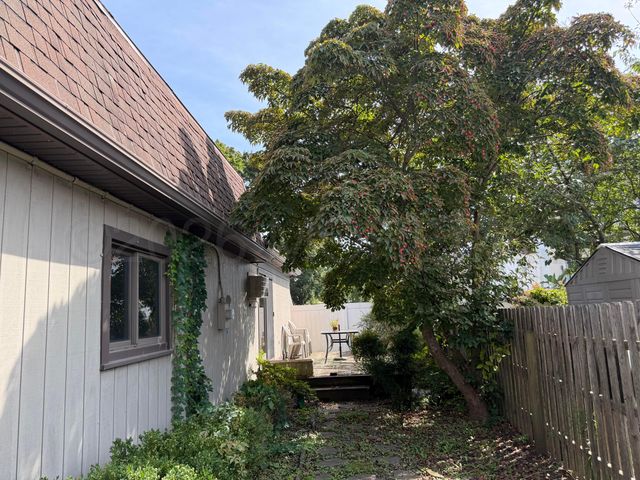 322 Wells Avenue, Oakhurst, NJ 07755