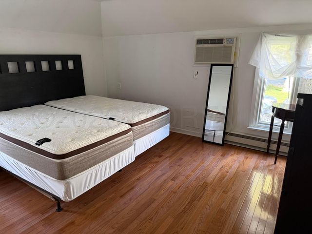 322 Wells Avenue, Oakhurst, NJ 07755