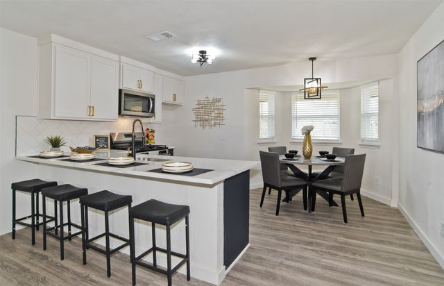 6408 Crawford Court, Forest Hill, TX 76119