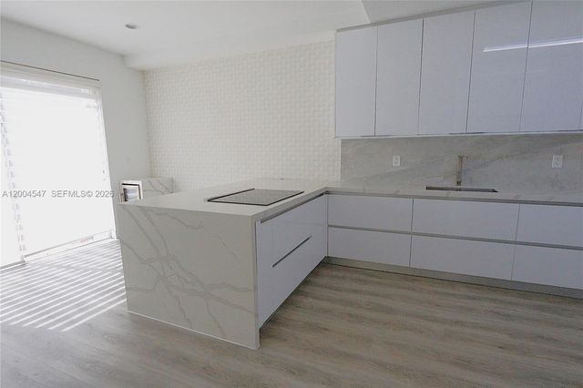 7392 NW 112th Ct 7392, Doral, FL 33178