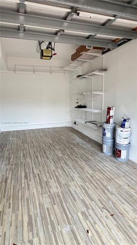 7392 NW 112th Ct 7392, Doral, FL 33178