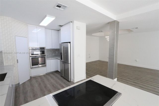 7392 NW 112th Ct 7392, Doral, FL 33178