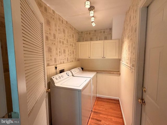 11926 WOODLAND VIEW DR, Fredericksburg, VA 22407