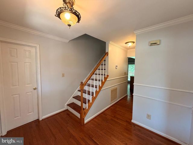 11926 WOODLAND VIEW DR, Fredericksburg, VA 22407