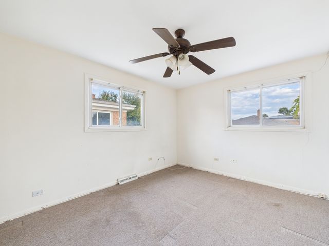 235 32nd Avenue, Bellwood, IL 60104