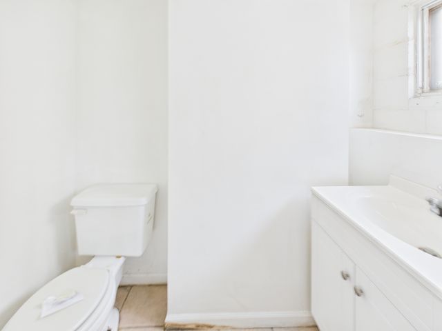 235 32nd Avenue, Bellwood, IL 60104