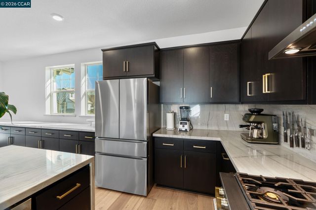 2529 Lake Club Dr, Fairfield, CA 94533