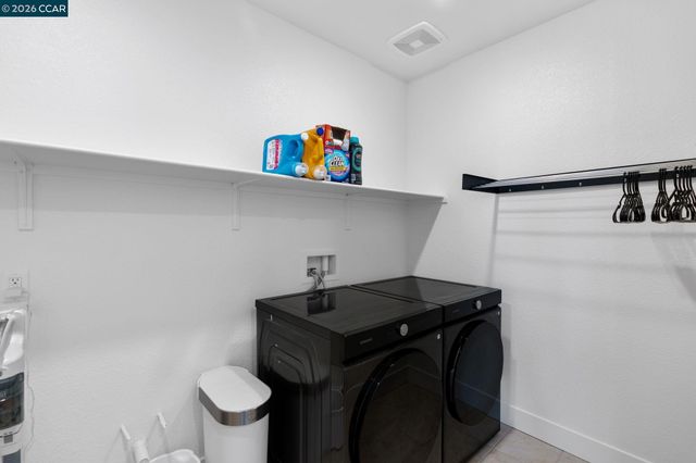 2529 Lake Club Dr, Fairfield, CA 94533