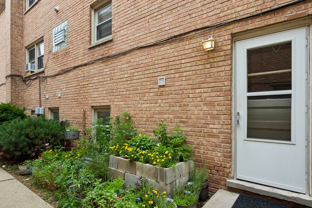 7310 N HARLEM Street 102, Chicago, IL 60631