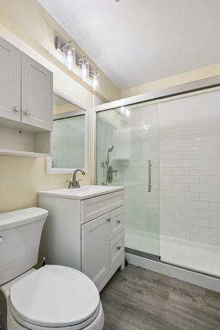 7310 N HARLEM Street 102, Chicago, IL 60631