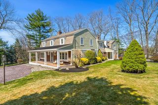 2 Deerberry Lane, Andover, MA 01810