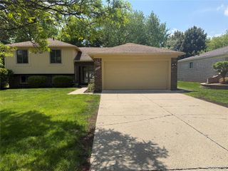 45429 Brunswick Drive, Canton Charter Township, MI 48187