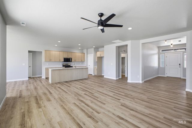 2496 W Clegane Ct, Kuna, ID 83634