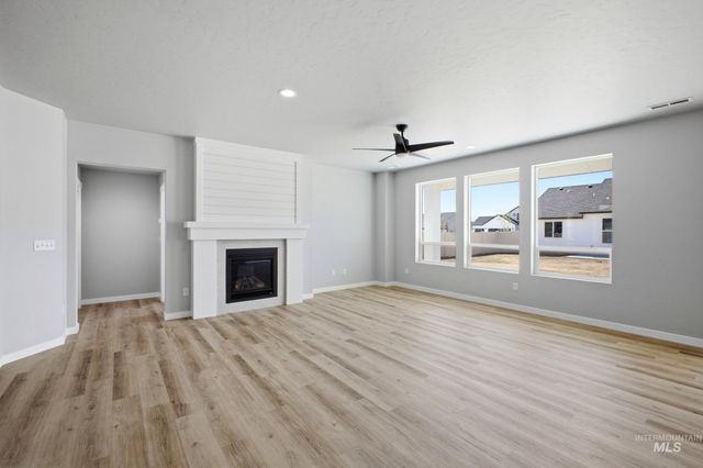 2496 W Clegane Ct, Kuna, ID 83634