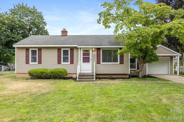 3901 Suburban Shores Drive Ne, Plainfield Twp, MI 49525