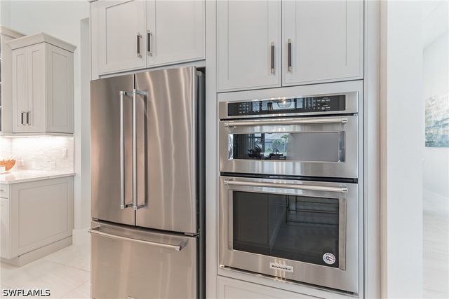 6051 Plana Cays DR, Naples, FL 34113