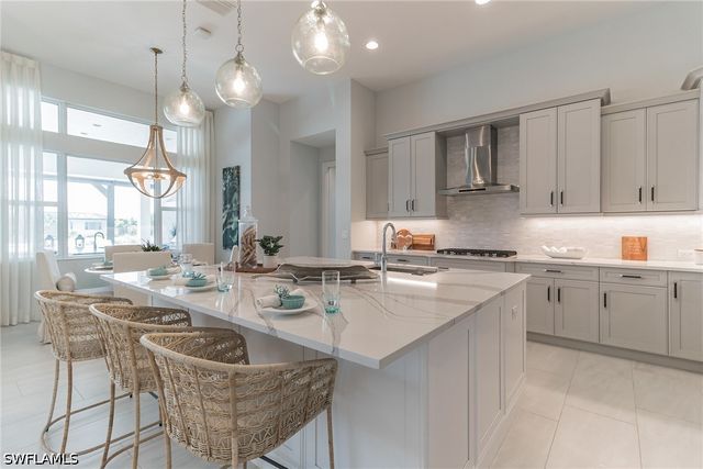 6051 Plana Cays DR, Naples, FL 34113