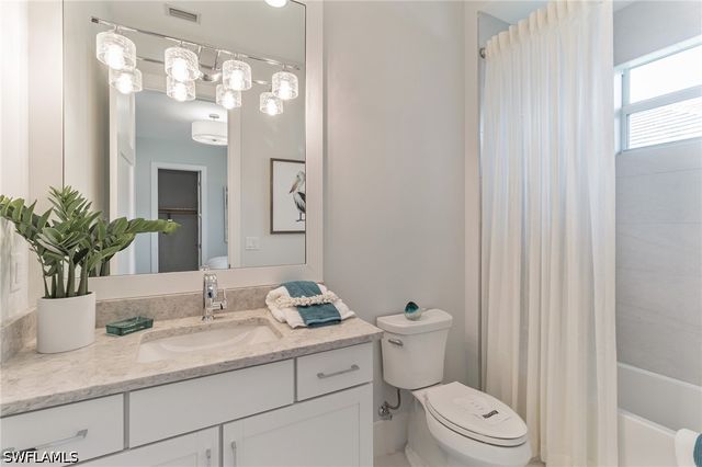 6051 Plana Cays DR, Naples, FL 34113