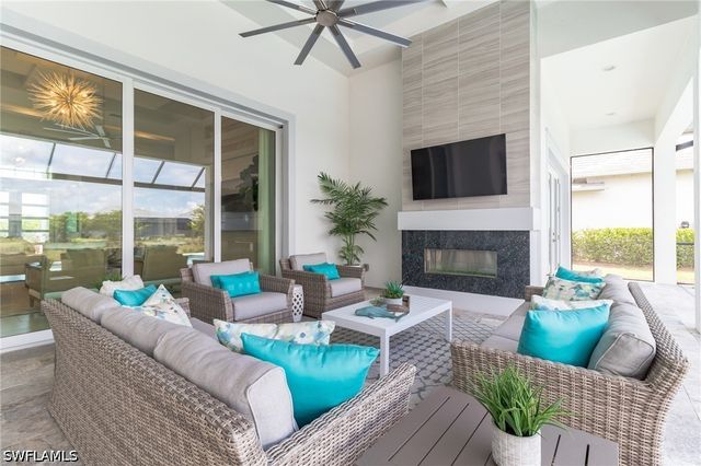 6051 Plana Cays DR, Naples, FL 34113