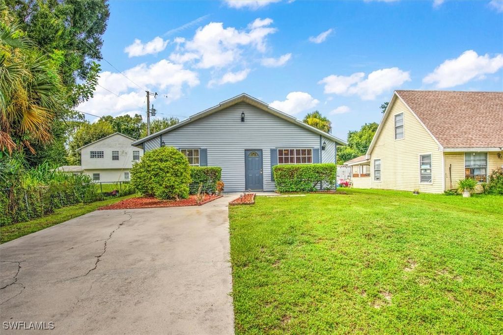 509 Capitol ST, North Fort Myers, FL 33903