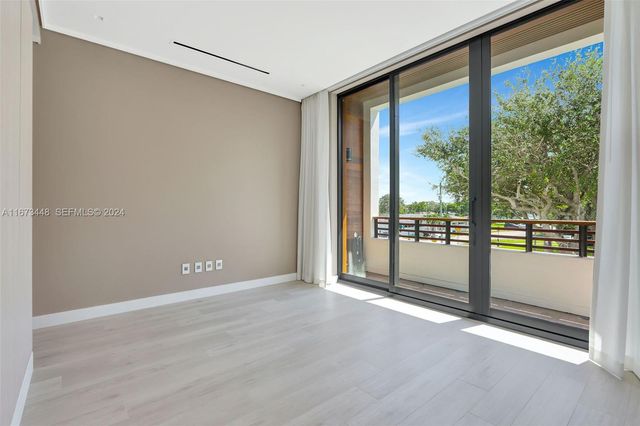 9860 NE 5th Avenue Road, Miami Shores, FL 33138
