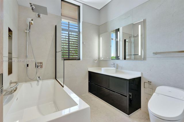 9860 NE 5th Avenue Road, Miami Shores, FL 33138