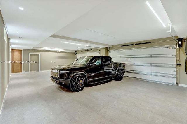 9860 NE 5th Avenue Road, Miami Shores, FL 33138