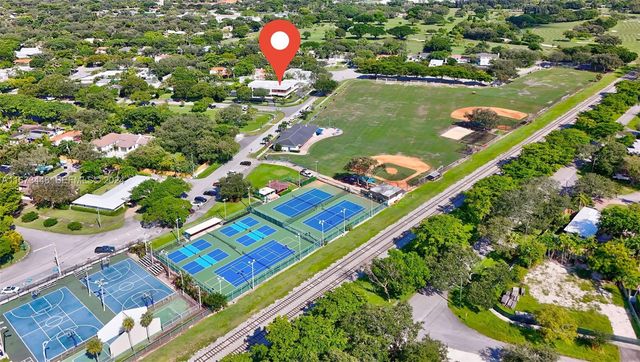 9860 NE 5th Avenue Road, Miami Shores, FL 33138
