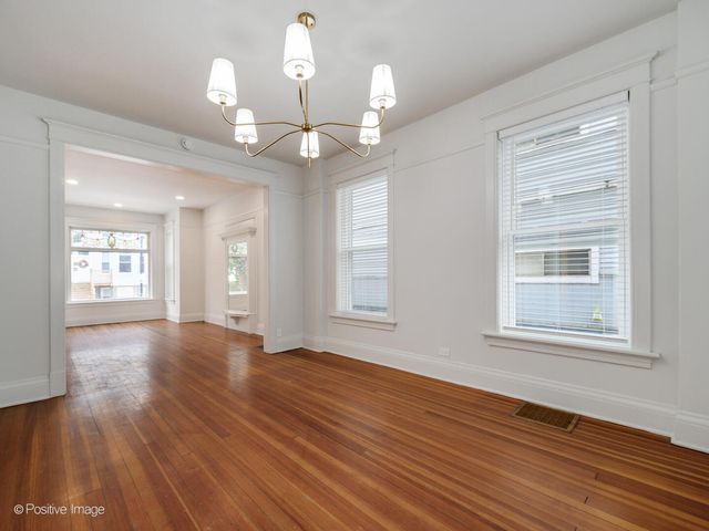 1415 W George Street 1, Chicago, IL 60657