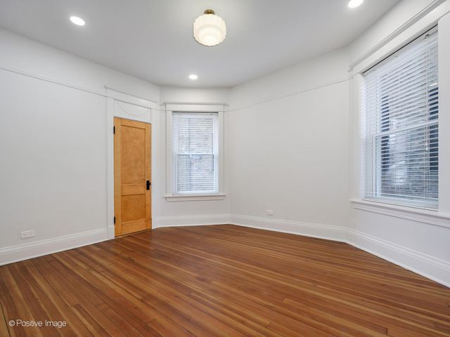 1415 W George Street 1, Chicago, IL 60657