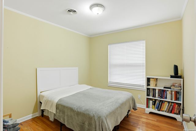 4622 Allegheny Dr, San Antonio, TX 78229