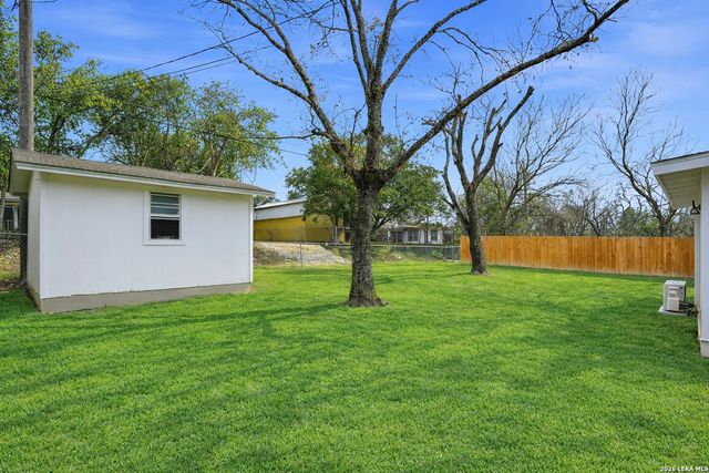 4622 Allegheny Dr, San Antonio, TX 78229