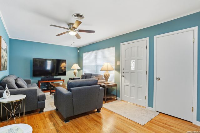 4622 Allegheny Dr, San Antonio, TX 78229