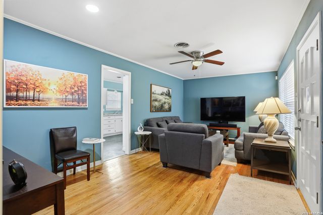 4622 Allegheny Dr, San Antonio, TX 78229