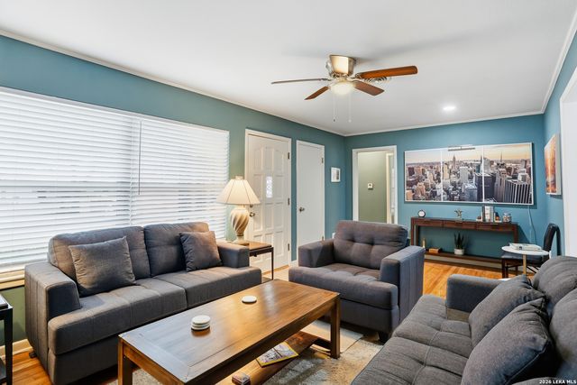 4622 Allegheny Dr, San Antonio, TX 78229