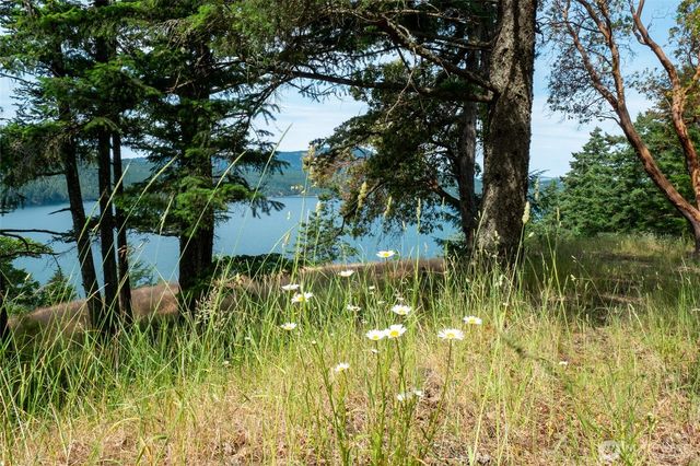 245 Veneda Trail, Orcas Island, WA 98245