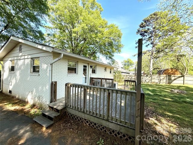 910 Edgemont Avenue, Belmont, NC 28012