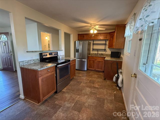 910 Edgemont Avenue, Belmont, NC 28012