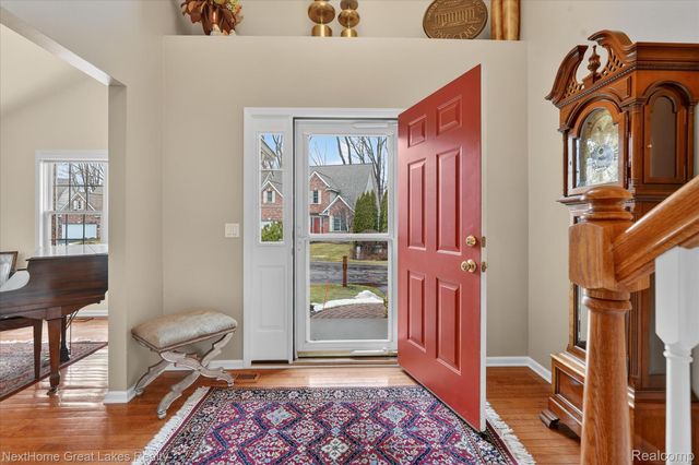 6152 Natures Cove, Grand Blanc Charter Township, MI 48439