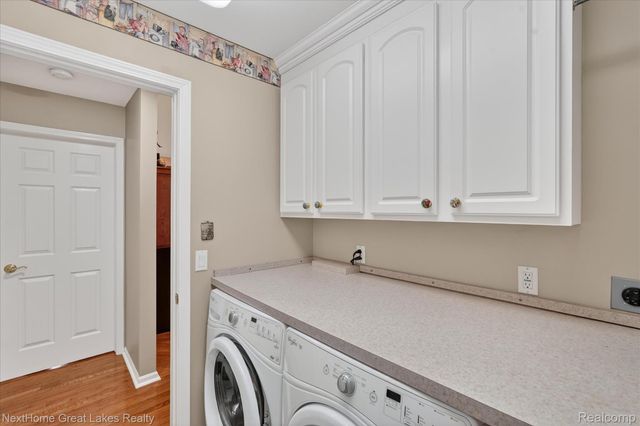 6152 Natures Cove, Grand Blanc Charter Township, MI 48439