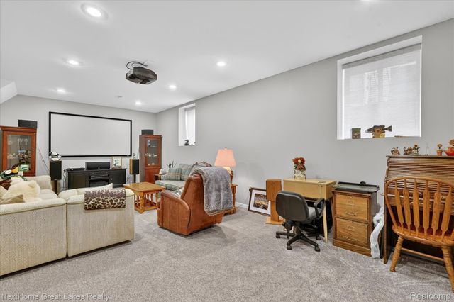 6152 Natures Cove, Grand Blanc Charter Township, MI 48439